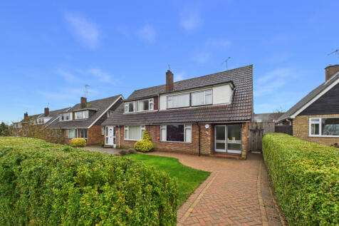 CAM02536G0-PR0037-STILL022