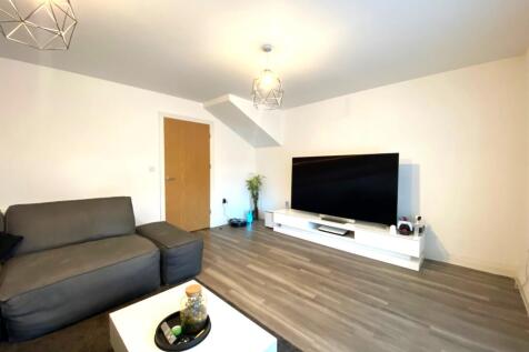 Wheatfield Drive, Witney, Oxfordshire photo 3