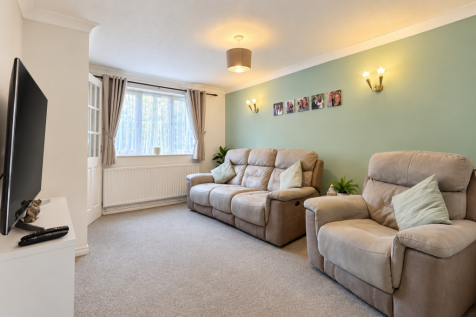 Henbury Close, Poole, Dorset photo 5