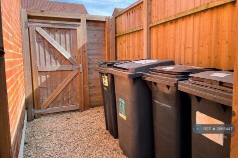 Side Access And Bin Storage Area