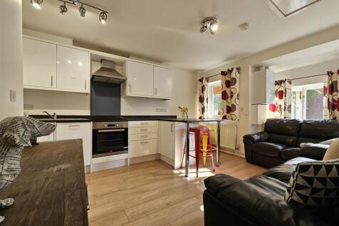 Kitchen Lounge a - F33.jpg