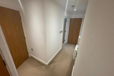 Hallway.jpg