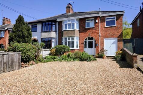 11 Church Street, Woodford Halse
