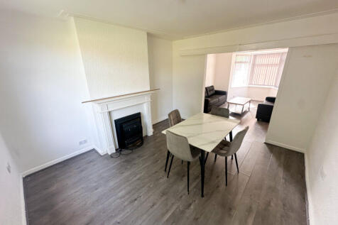 67 East Lancashire Road, Liverpool, Merseyside, L11 7AY photo 4