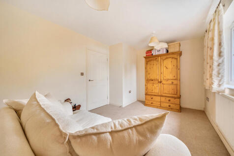 1304600-10-6843fd...