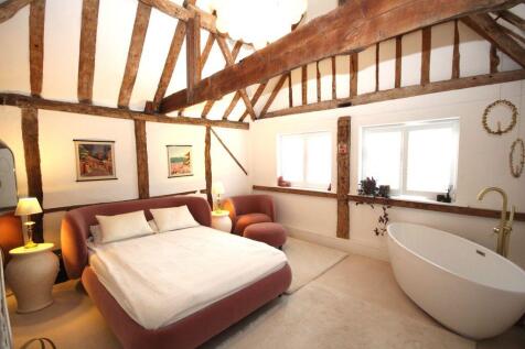 Main bedroom