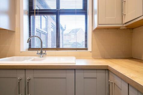 New Trent Street, Ealand, DN17 photo 4