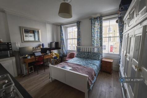 Bed And Street View 