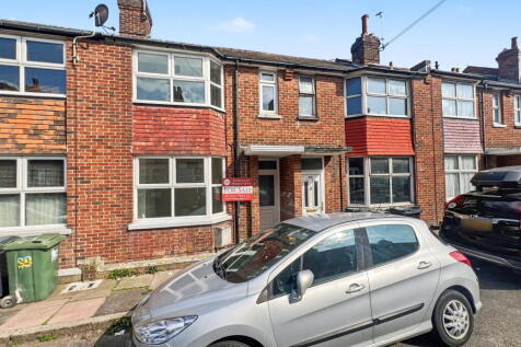 Eastbourne, BN22 - property photo