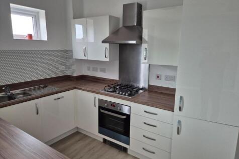 156 Paper Mill Gardens kitchen.jpg
