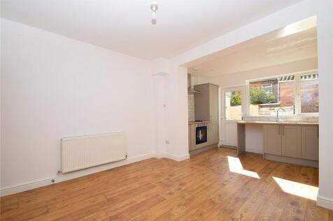 Hoxton Road, Scarborough, North Yorkshire, YO12 photo 4