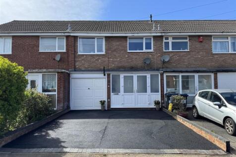 Pinewood Drive Woodgate Birmingham 1.jpg