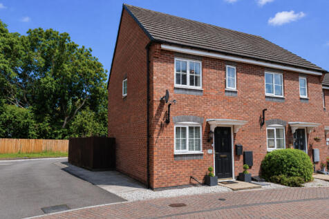 FRONT EXT. 1