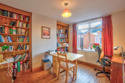 63 Sherwood Rise (5).jpg