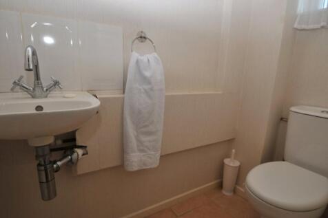 Cloakroom/WC