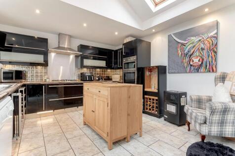 Dining Kitchen - A.jpg