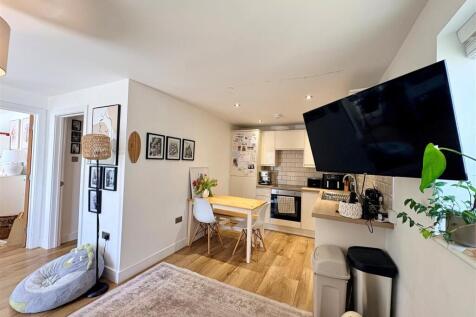 LOUNGE KITCHEN.jpg2.jpg