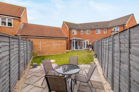 22 Palgrave Way (Pinchbeck)-13.jpg