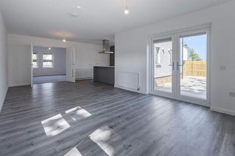 Living/Kitchen/Dining Area