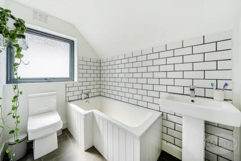 ee034269-896c-429...