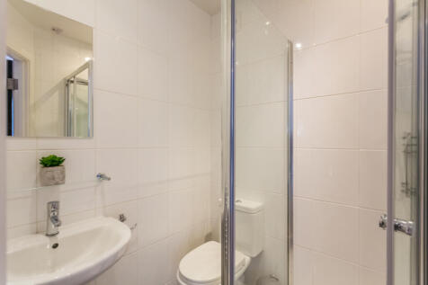 St Hilds Flat 4 bathroom 4