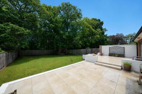 17-Woodside-Road-1002.jpg