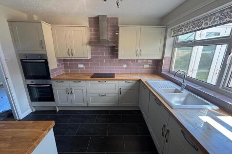 Hickling Drive, Bury St. Edmunds photo 4