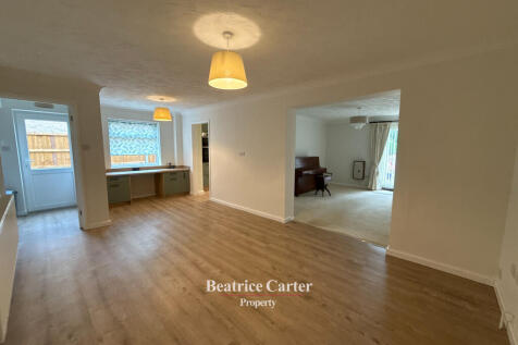 Parkside, Beck Row photo 4