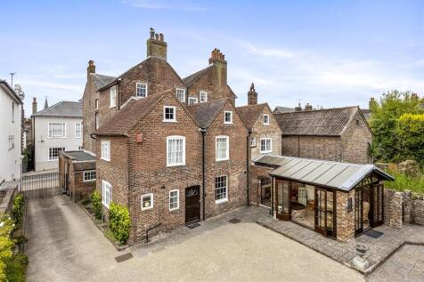 High Street 194, York House-010.JPG