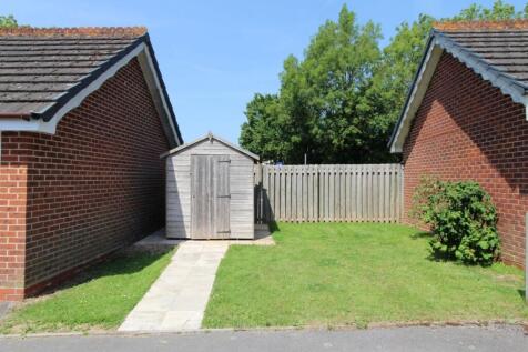 Withy Bush, Burgess Hill, RH15 photo 3
