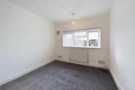 Knavesmire Gardens, Doncaster, South Yorkshire, DN4 photo 5