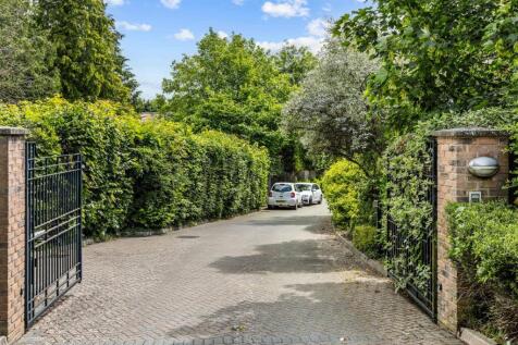3 Henry Mews-32.jpg