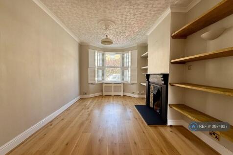 Barnfield Road, Belvedere, DA17 photo 4