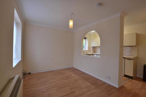 45 Angora Way 007.JPG