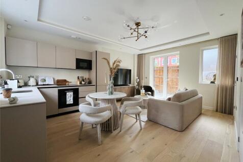 Reception/Kitchen
