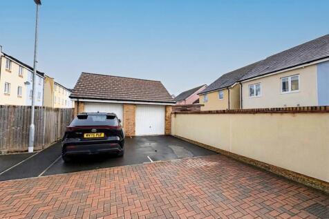 Garage/Parking
