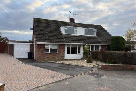 Chestnut Close Norton 1.jpg