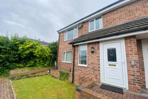 Unfurnished 3 Bed Apartment