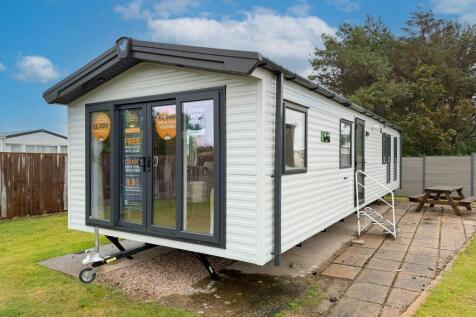 Willerby Salisbury Exterior Silver Sands Holiday P