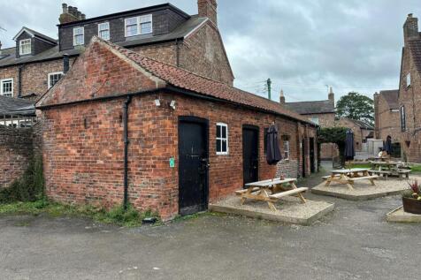 Pub for sale Image 11