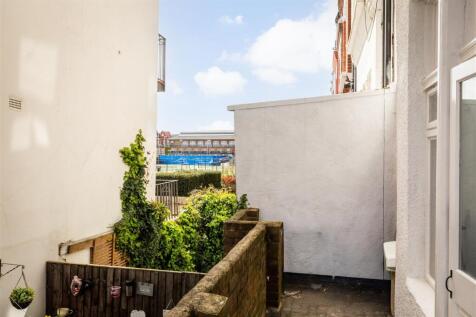 Balcony shot.jpg