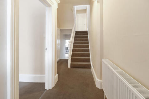151 Tachbrook Road, Leamington Spa photo 5