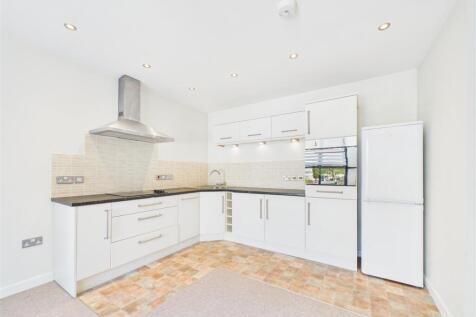 2-bed-flat-Montpellier4.jpg