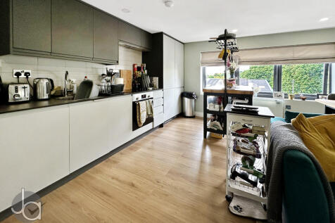 20250821_14301546...