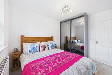 Bedroom: