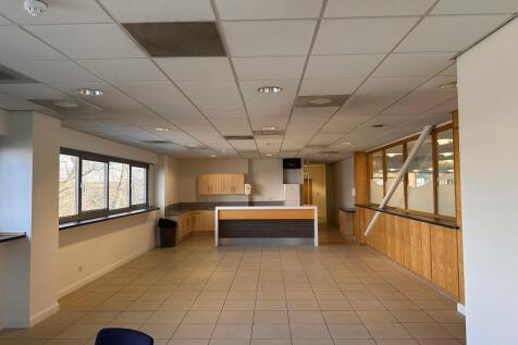 Office to rent Image 4