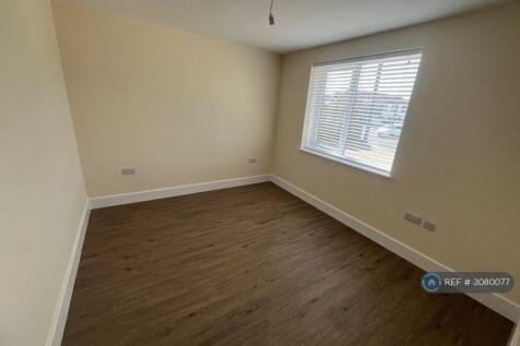 Place Road, Cowes, PO31 photo 3