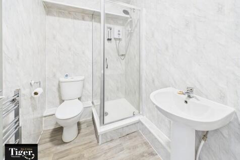 CAM02176G0-PR0709...