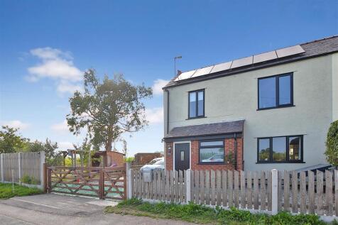 Wrexham, LL13 - property photo