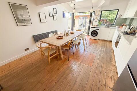 Open Plan Kitchen Diner